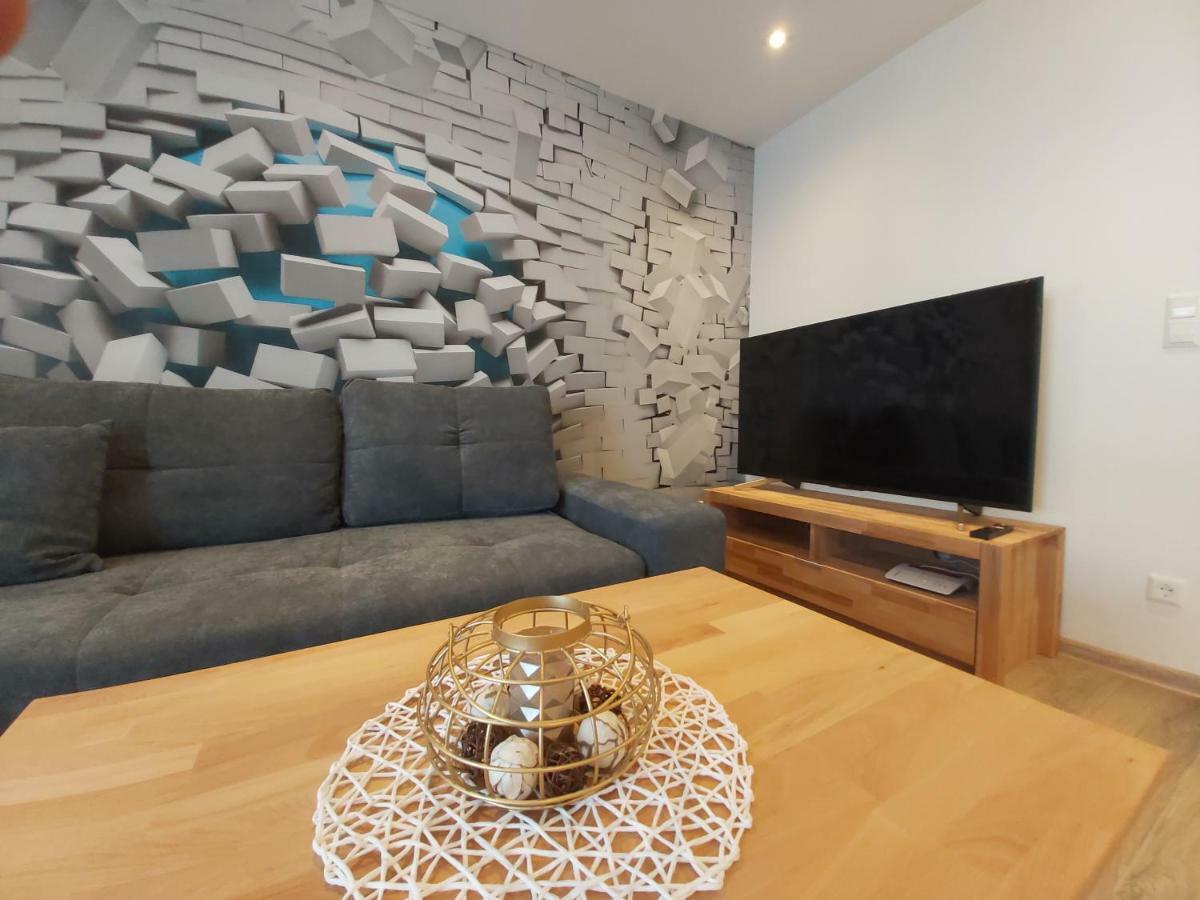 Apartment Claudia ซินส์ไฮม์ ภายนอก รูปภาพ