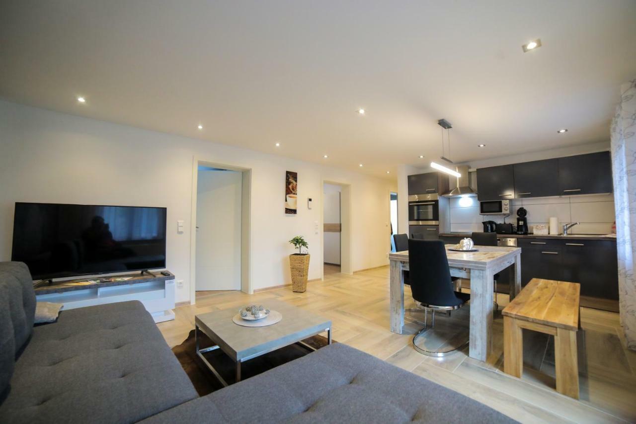 Apartment Claudia ซินส์ไฮม์ ภายนอก รูปภาพ
