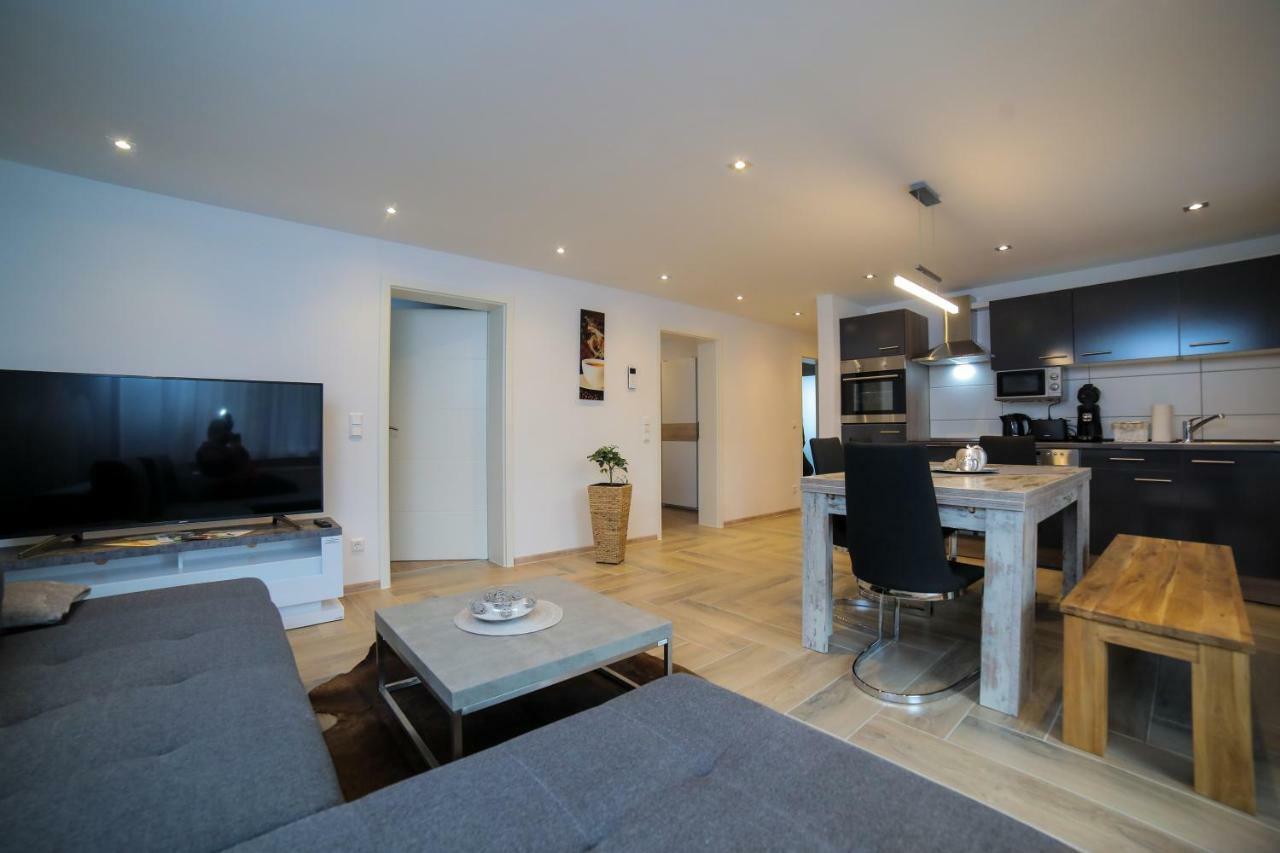 Apartment Claudia ซินส์ไฮม์ ภายนอก รูปภาพ