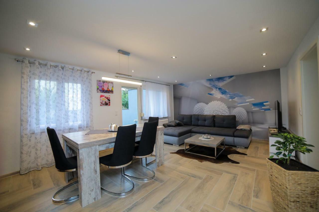 Apartment Claudia ซินส์ไฮม์ ภายนอก รูปภาพ