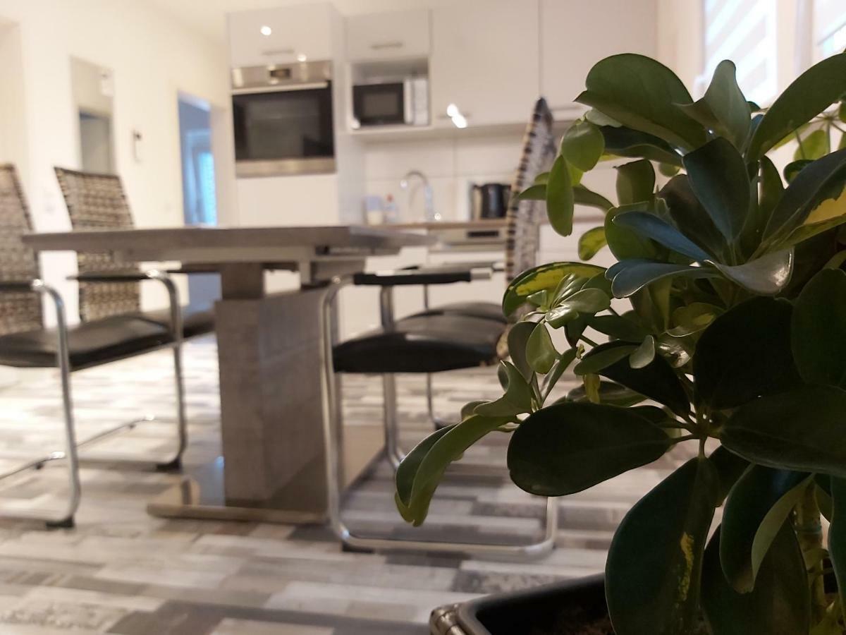 Apartment Claudia ซินส์ไฮม์ ภายนอก รูปภาพ